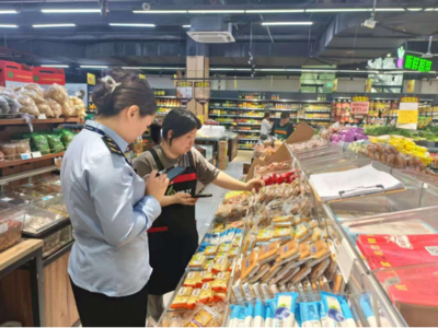 禹會區(qū)市場監(jiān)管局以“三心”守護夏季食品安全，筑牢食品銷售防線